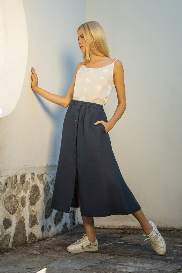 Pleated linen midi skirt with front split and buttons